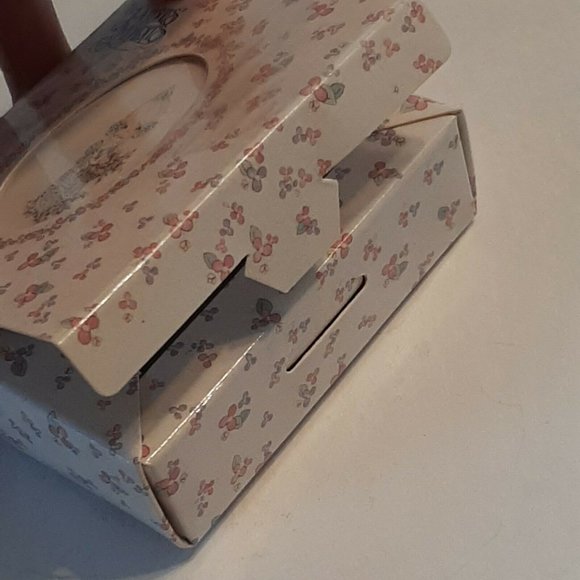 Precious Moments Pierced Earrings Vintage Avon 1999 Surgical Steel Posts Boxed - Picture 9 of 12